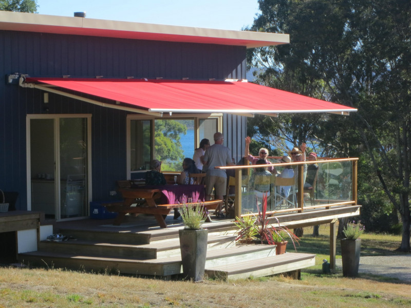 Árnyékolás Taksony